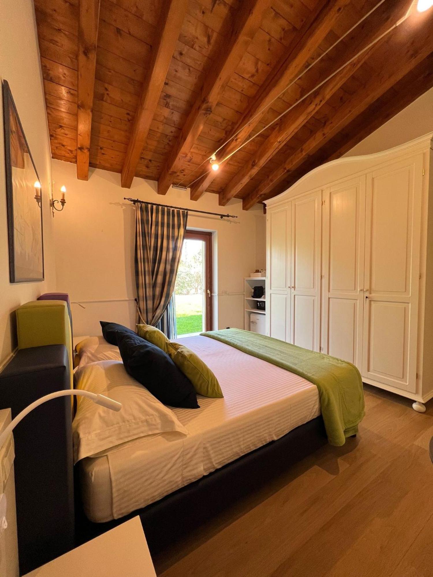 Steba House Savani Barbara Foresteria Lombarda Lonato Eksteriør billede